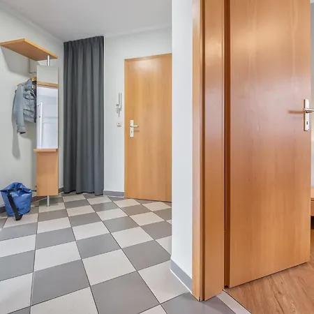 Friedenstrasse 17 Whg 3 Lägenhet *