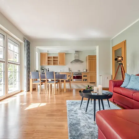 Friedenstrasse 17 Whg 3 * Zingst